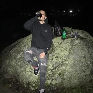 Meet your Posher, Normand